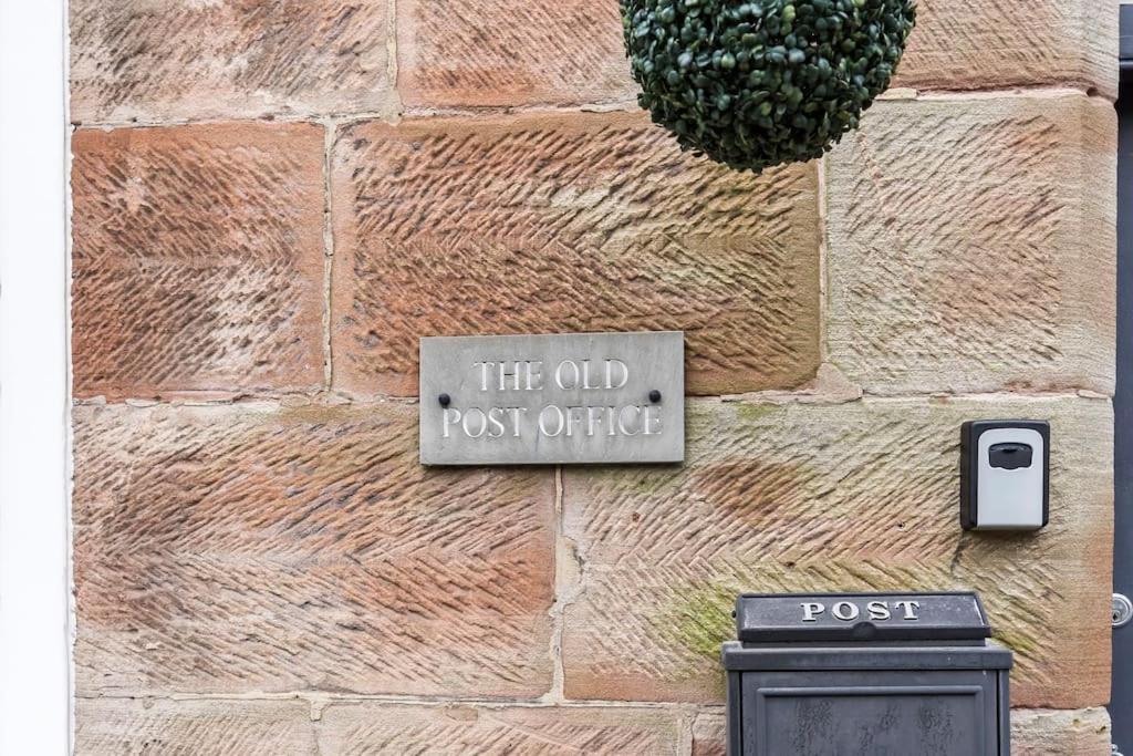 The Old Post Office 5 Mins Drive To Alton Towers 빌라 외부 사진